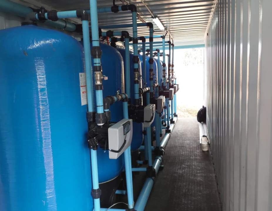 Water treatment vessels